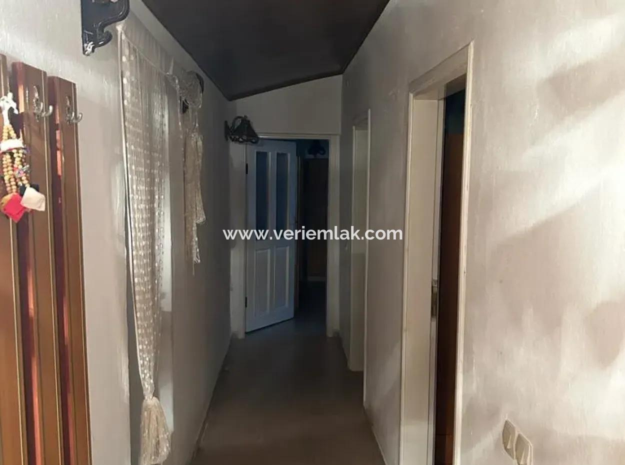 Bereit Zur Sitzung! Ferienhaus Mit Meerblick In Dogankent