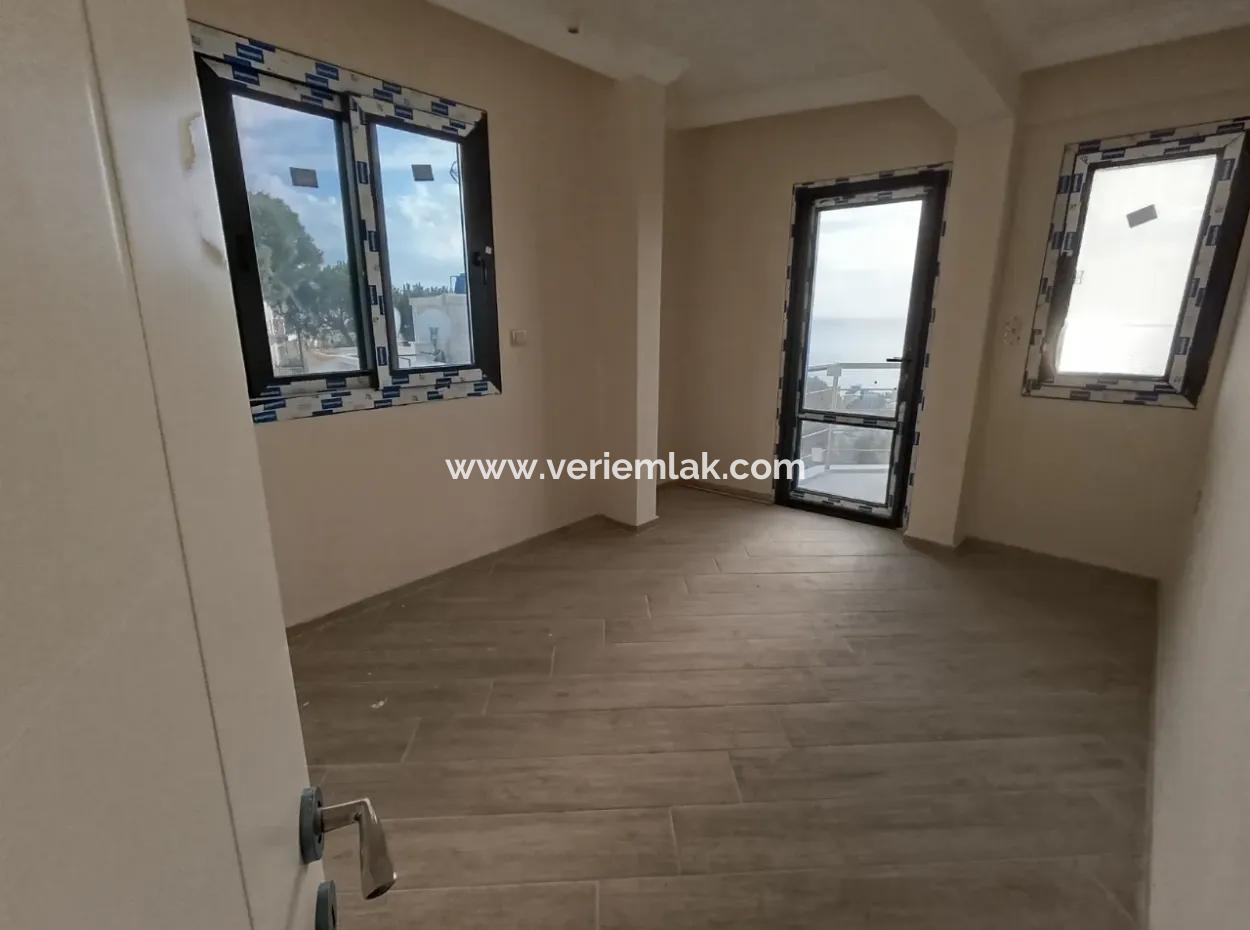 4 2 Triplex-Villen Mit Meerblick In Seferihisar Banksis Apartments