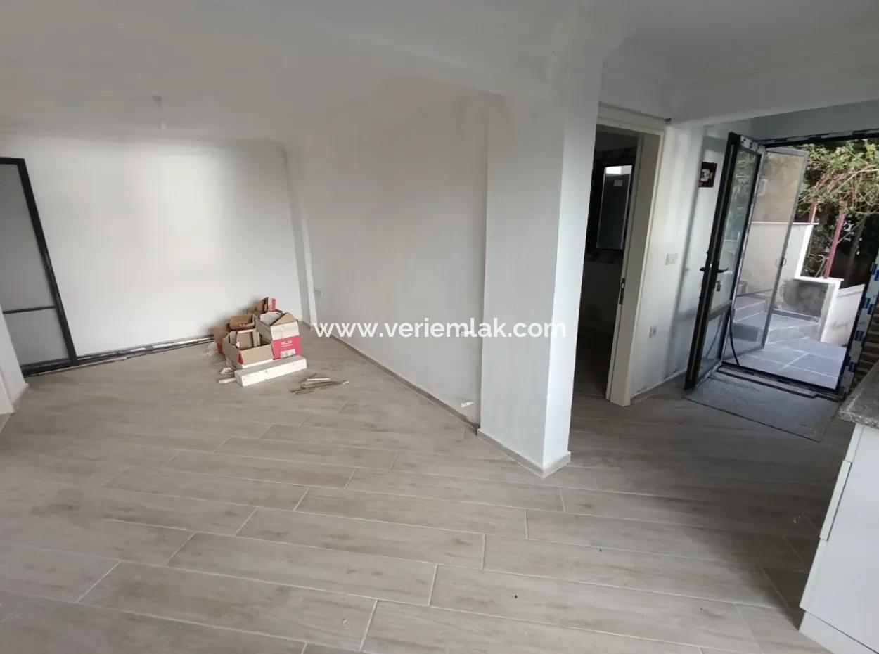 4 2 Triplex-Villen Mit Meerblick In Seferihisar Banksis Apartments