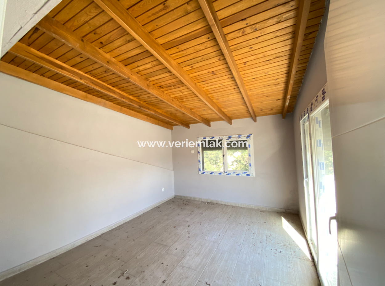 Neue Villa Zum Verkauf Mit Blick Auf Die Natur In Seferihisar Doğanbey