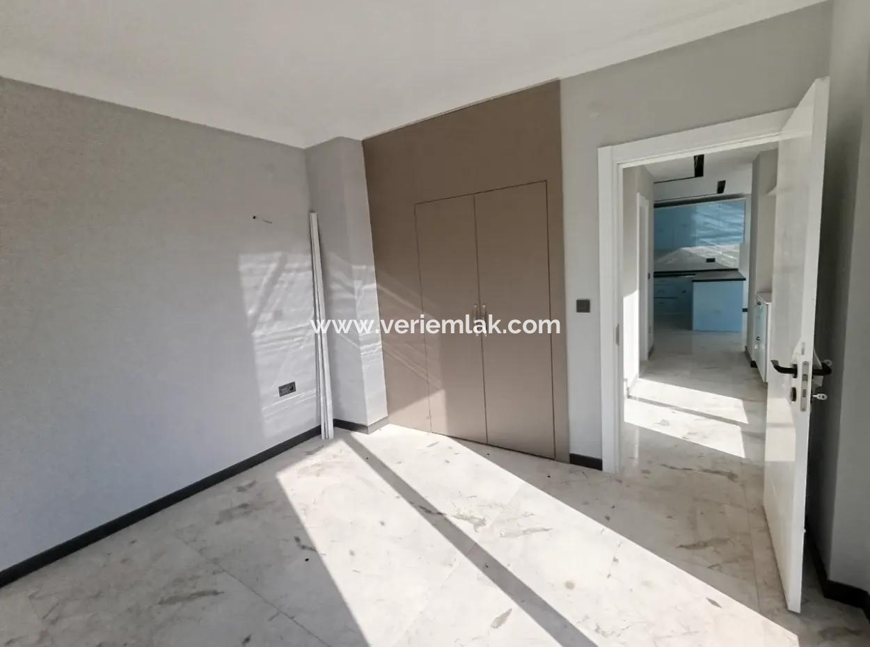 Ihr Traumleben Erwartet Sie Mit Einer Luxuriösen Freistehenden 4 1 Villa Mit Pool In Der Region Seferihisar Akarca!