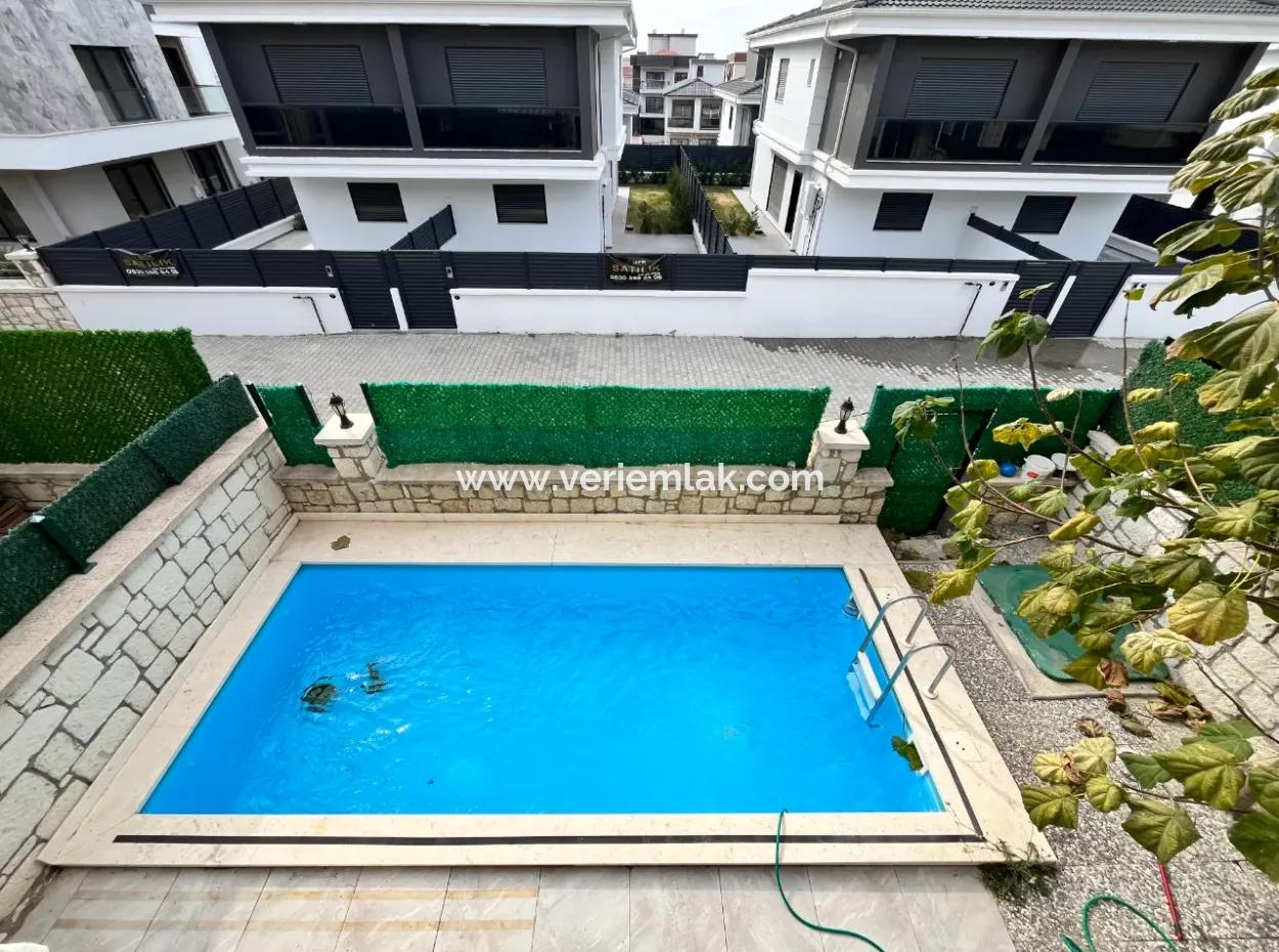 Original Design 3 In 1 Duplex Villa Mit Freistehendem Pool Im Preisgekrönten Taş Konaklar Komplex In Der Anständigsten Gegend Von Seferihisar