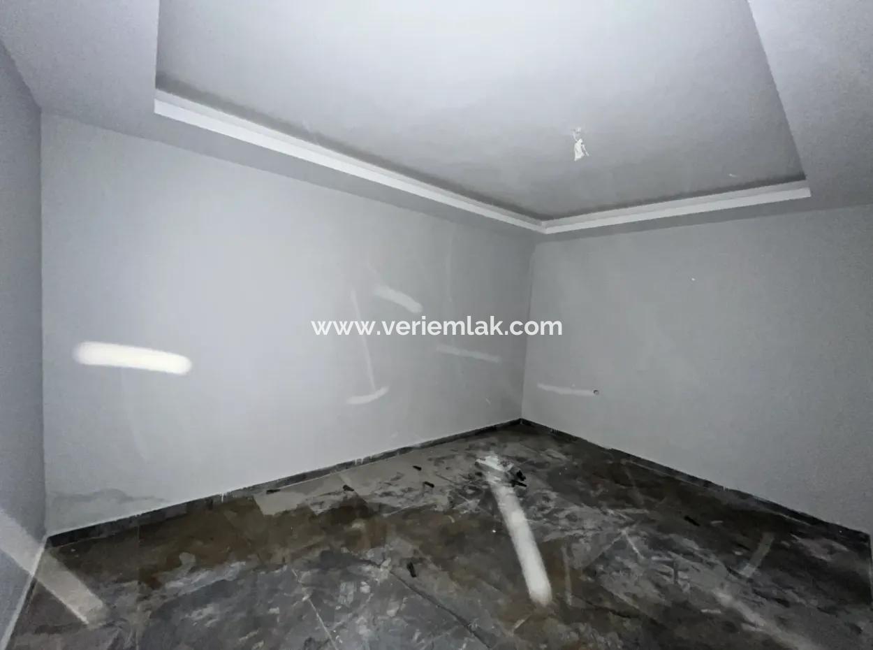 Eckparzelle 4 2 Luxusvilla In Seferihisar Gözsüzler!