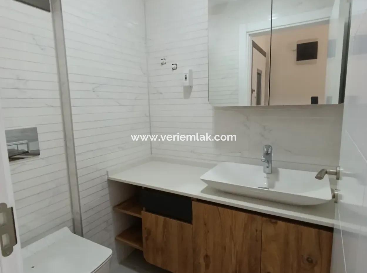 Villa Mit Kamin Und Meerblick In Seferihisar Akarca!