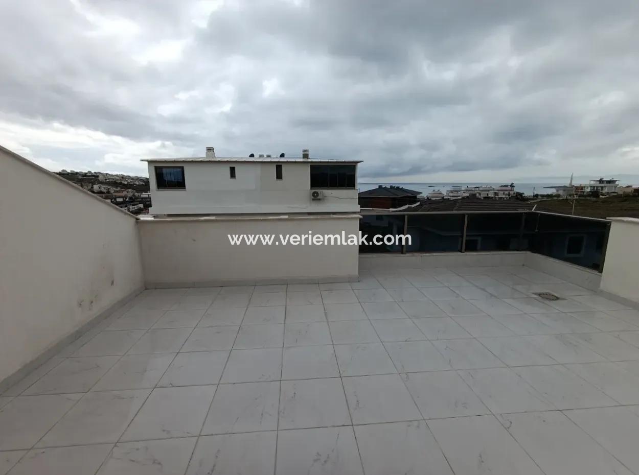 Villa Mit Kamin Und Meerblick In Seferihisar Akarca!