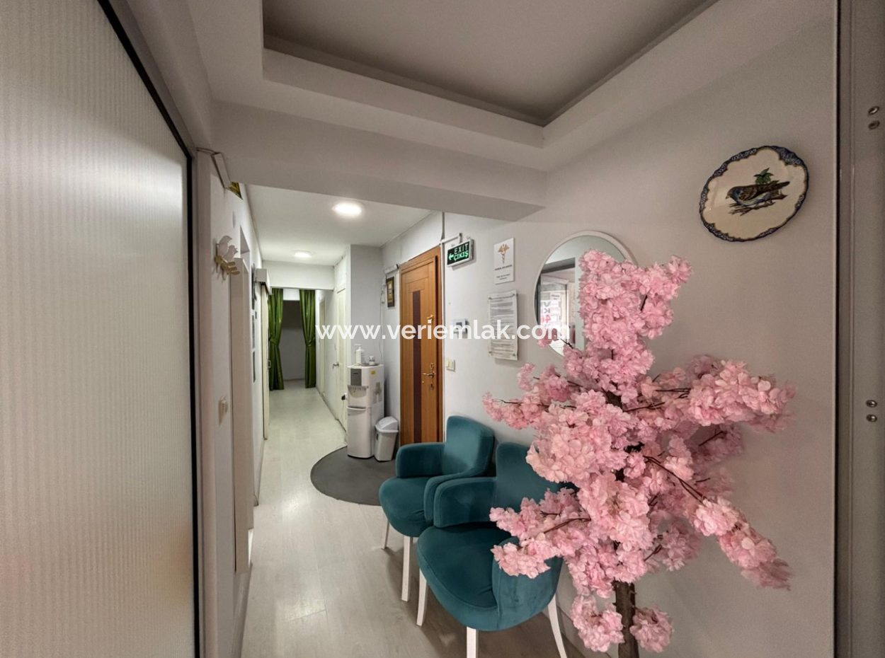 Prestigeträchtiger Arbeitsplatz In Ecklage Neben Der Konditorei Sevinc Im Elsancak!