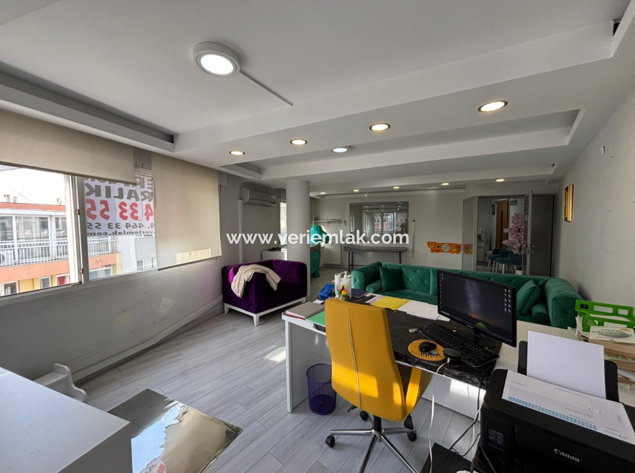 Prestigeträchtiger Arbeitsplatz In Ecklage Neben Der Konditorei Sevinc Im Elsancak!