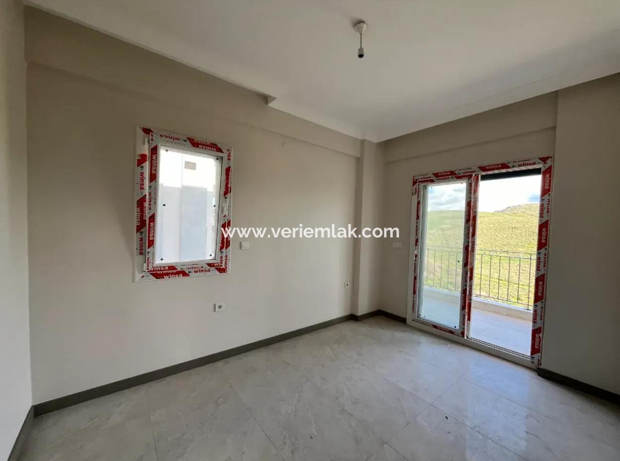 In Der Nähe Des Luwi-Basars Im Stadtteil Çolakibrahimbey, 75 M², 2 In 1 Geräumige Und Moderne Wohnungen! Investition Und Lebenswerte Lage, Mit Verschiedenen Etagenoptionen