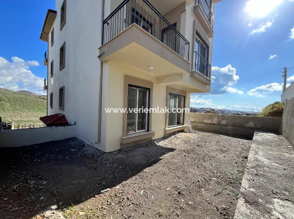 1 1 Wohnung Mit Garten In Der Nähe Des Luwi-Basars Im Bezirk Çolakibrahimbey!