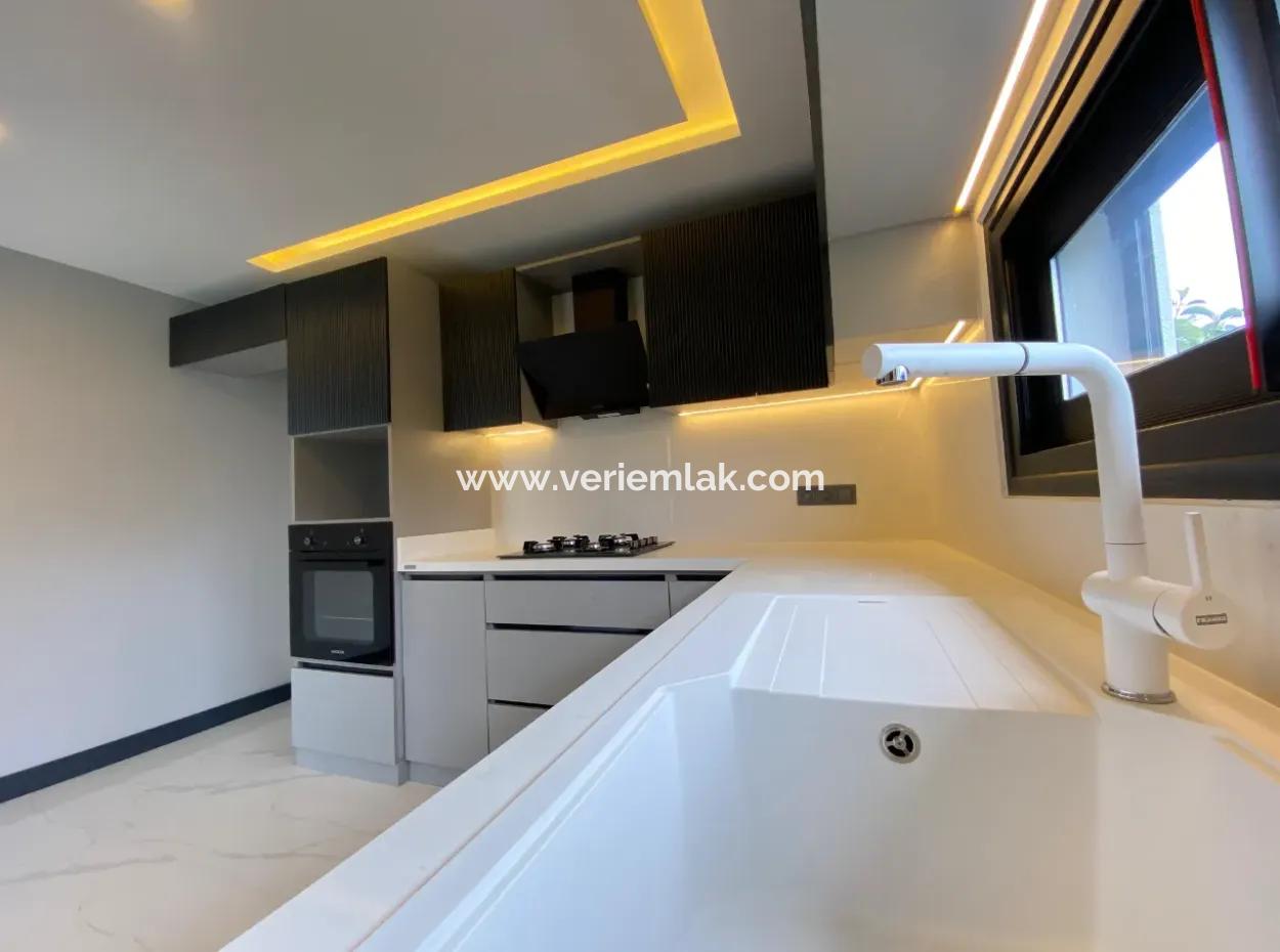 5 1 Villen Mit Freistehendem Pool In Düzce Bahcesehir Von Veri!