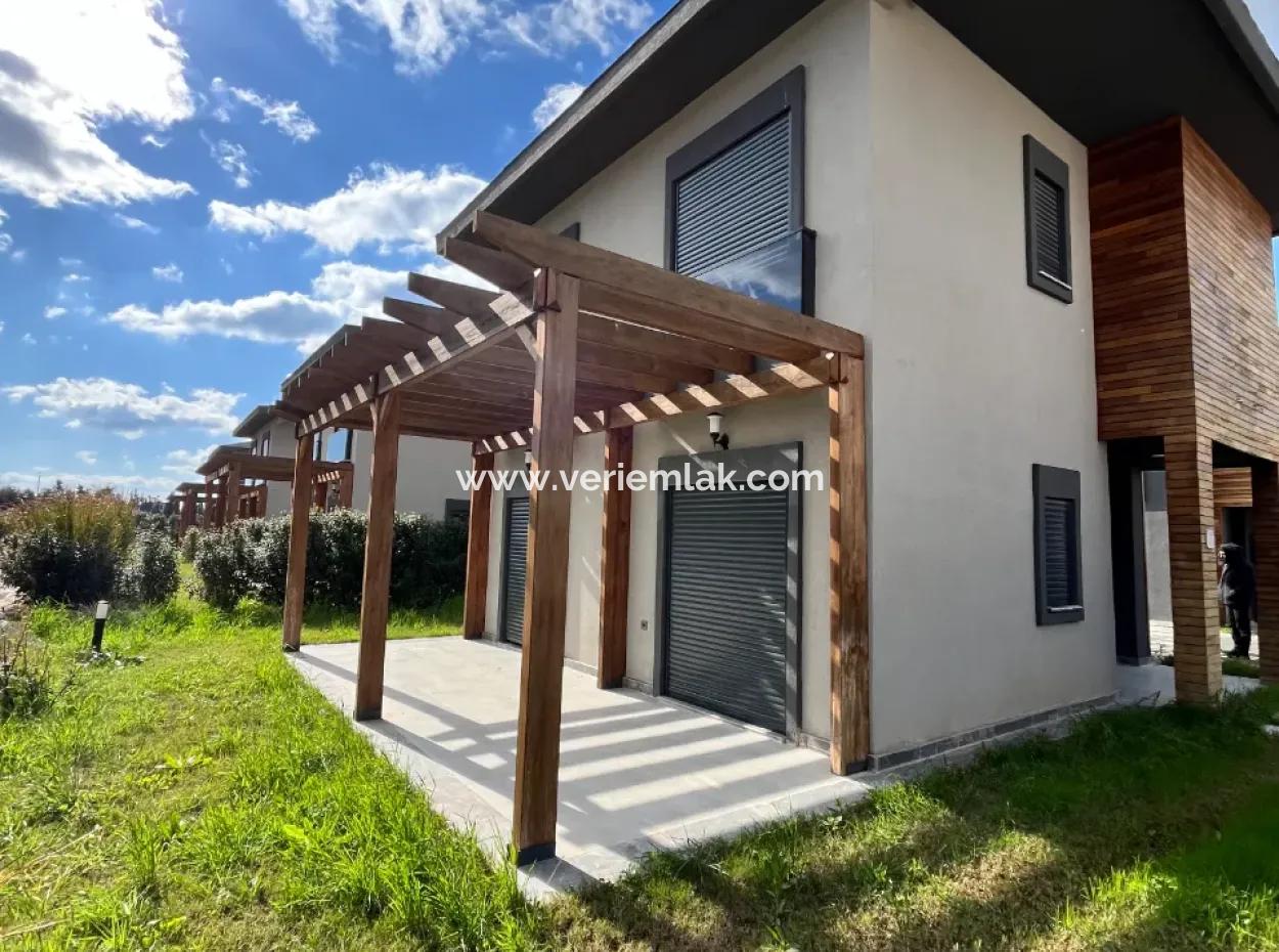 Frieden Und Komfort Zusammen In Seferihisar