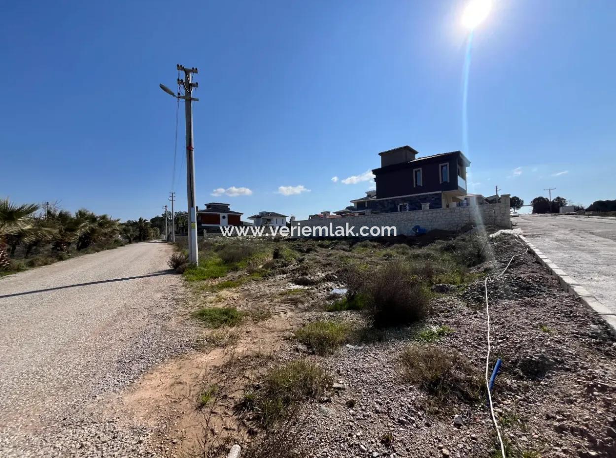 474 M² Villa Zoniertes Grundstück Mit Grünfläche Fassade Ecklage In Seferihisar Düzce Nachbarschaft