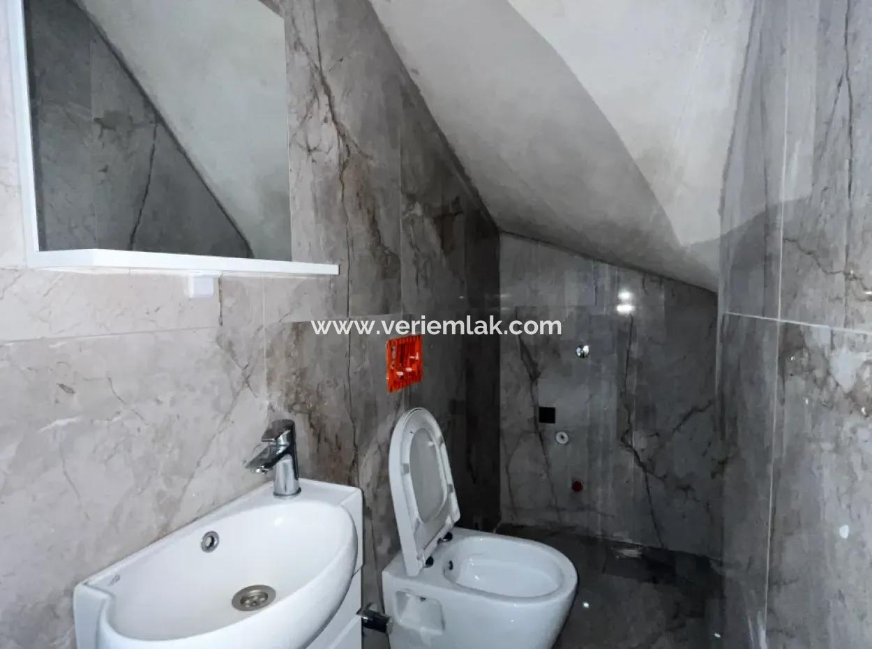 4 Schlafzimmer 1 Wohnzimmer Brandneue Villa Zum Verkauf Mit Grossem Garten In Seferhisar Akarca