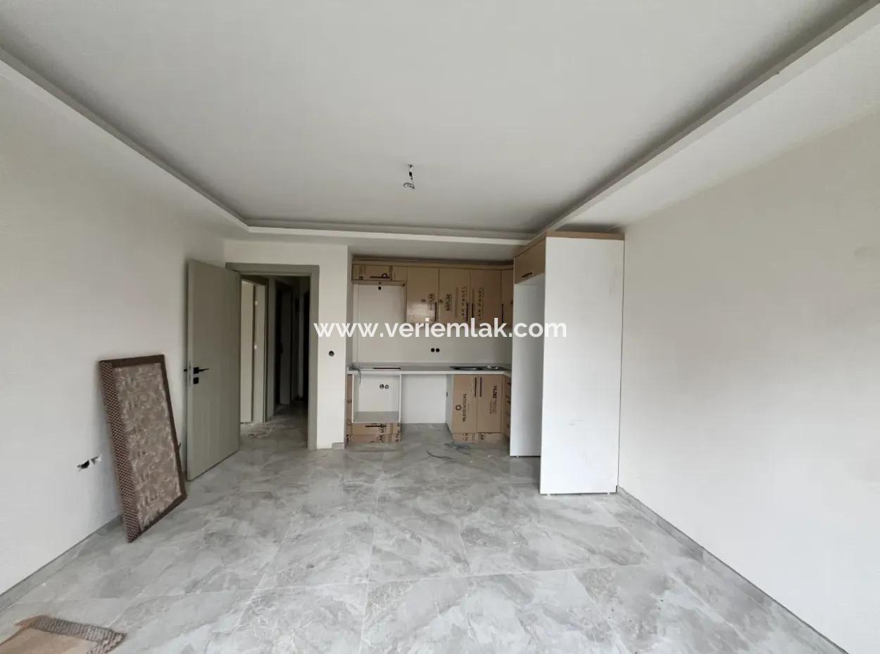 Komfortable Und Moderne 1 1 Wohnung Im Zentrum Von Seferihisar