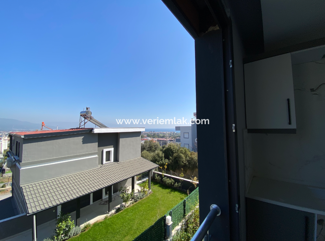 3 1 Villen Zum Verkauf In Der Wohnanlage Seferihisar Doğanbey Ar