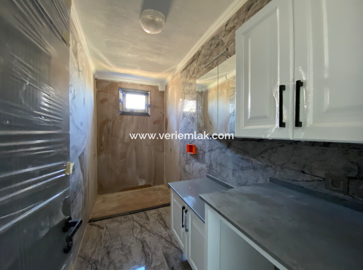 3 1 Villa Zum Verkauf Mit Grossem Garten In Seferihisar Doğanbey Ar Wohnanlage