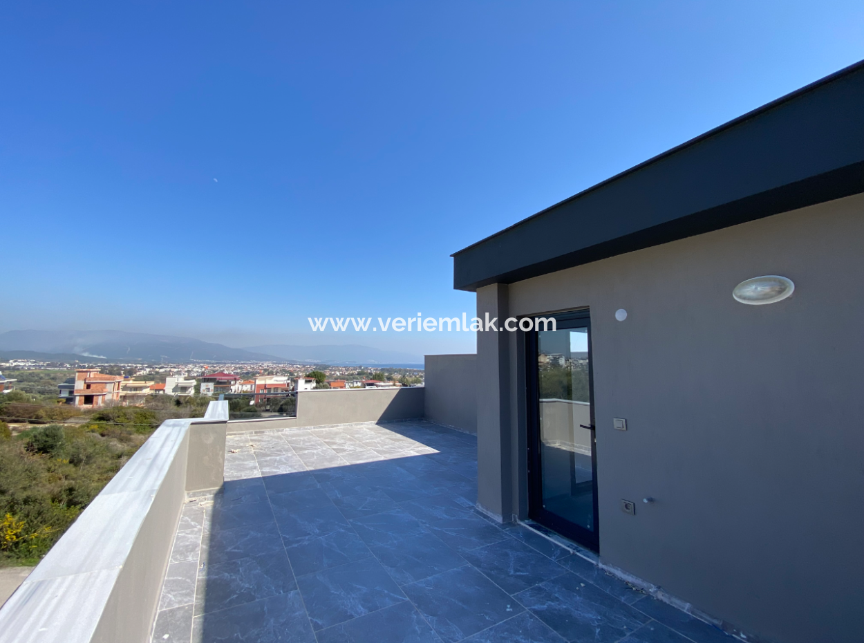 3 1 Villa Zum Verkauf Mit Grossem Garten In Seferihisar Doğanbey Ar Wohnanlage