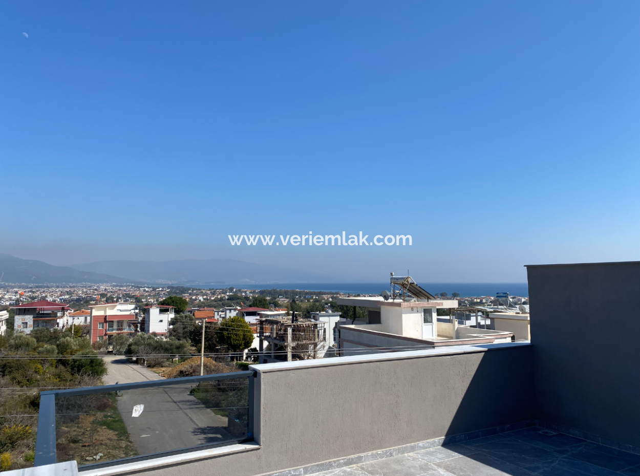 3 1 Villa Zum Verkauf Mit Grossem Garten In Seferihisar Doğanbey Ar Wohnanlage