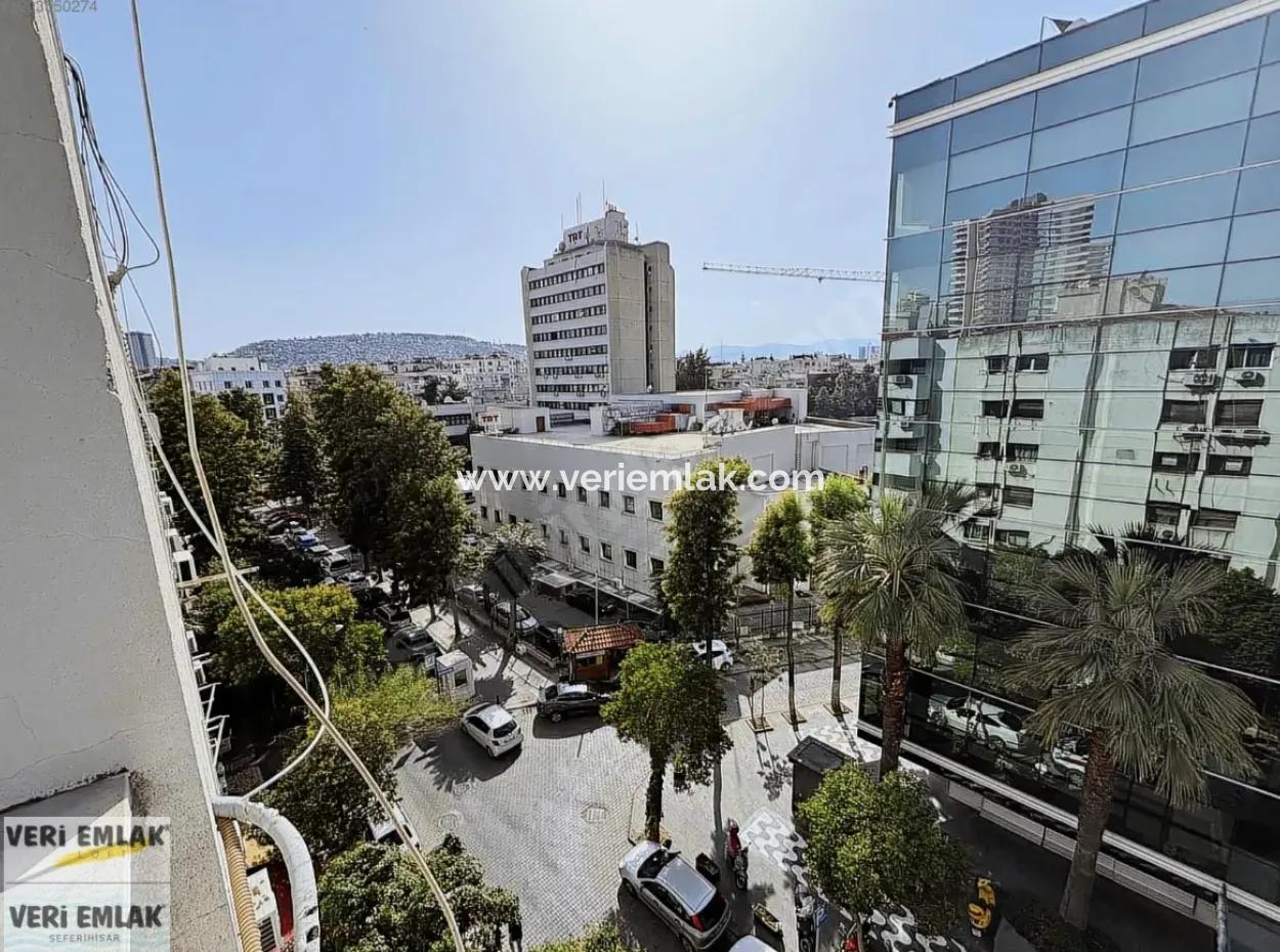 Alsancak Private Health Gegenüber Stilvoll Möbliert 1 1 Wohnung Zu Vermieten