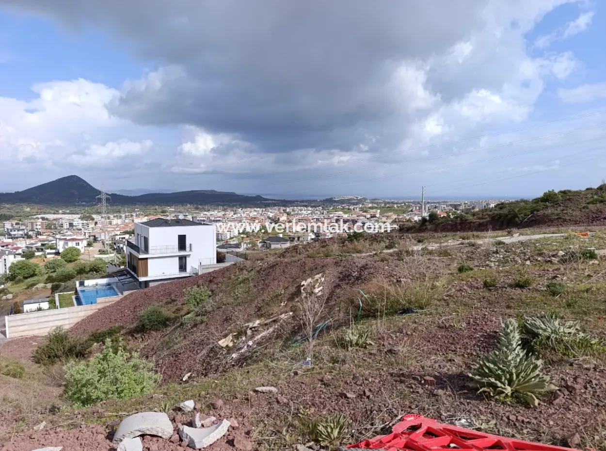 Eckgrundstück, Grundstück Zum Verkauf In Güzelbahçe Yelki Mit Meer- Und Stadtblick
