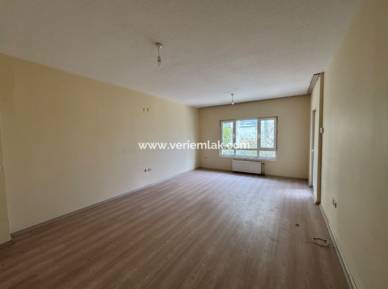 3 1 Wohnung Zu Verkaufen Mit Balkon In Seferihisar Toki Residences