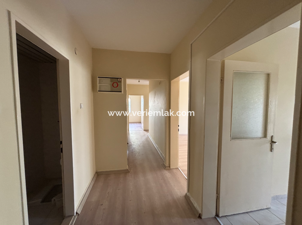 3 1 Wohnung Zu Verkaufen Mit Balkon In Seferihisar Toki Residences