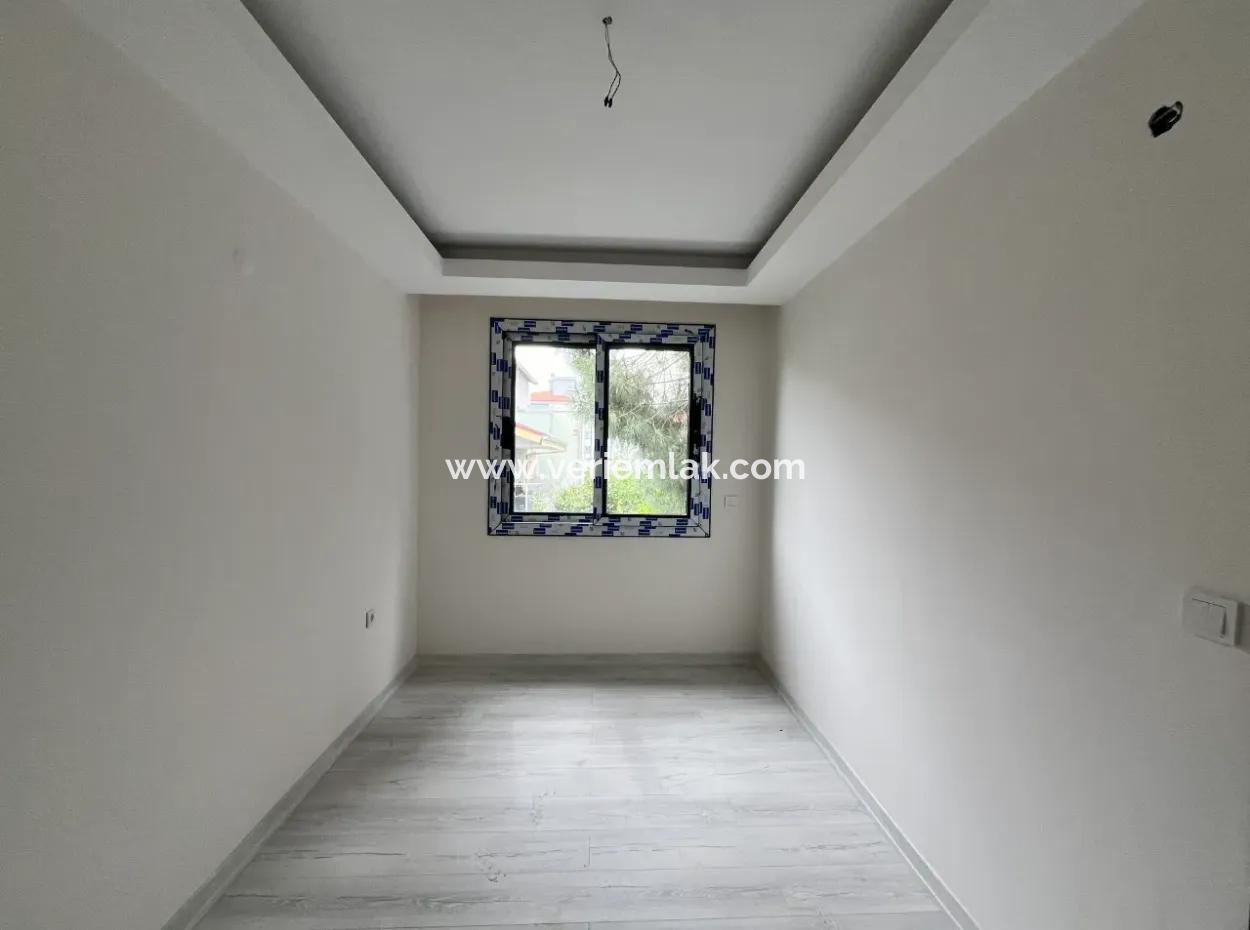 Wohnung Zu Verkaufen In Neubau Auf Seferihisar Camiikebir Mahallesı, Gözsüzler Caddesi