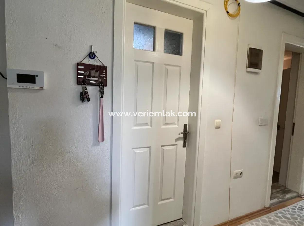 Geräumiges Und Funkelndes 3 1 Apartment In Der Gözsüzler Straße Mit Blick Auf Den Mandarinengarten