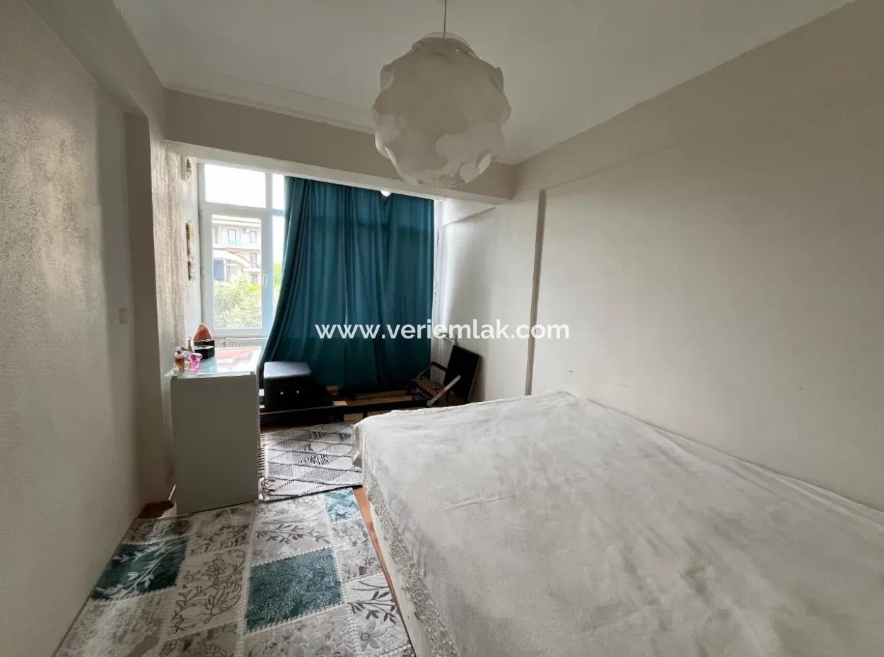 Geräumiges Und Funkelndes 3 1 Apartment In Der Gözsüzler Straße Mit Blick Auf Den Mandarinengarten