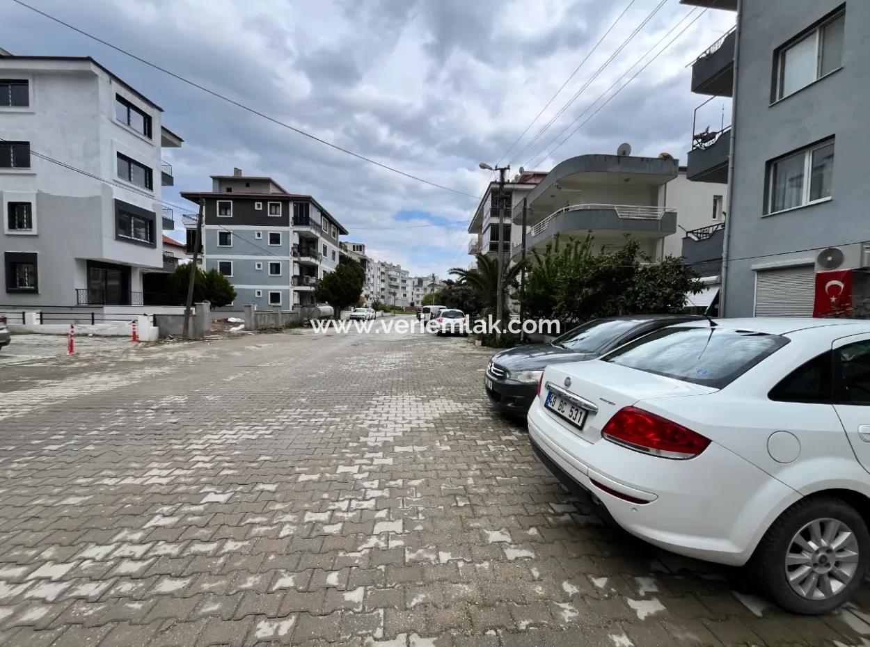 Geräumiges Und Funkelndes 3 1 Apartment In Der Gözsüzler Straße Mit Blick Auf Den Mandarinengarten