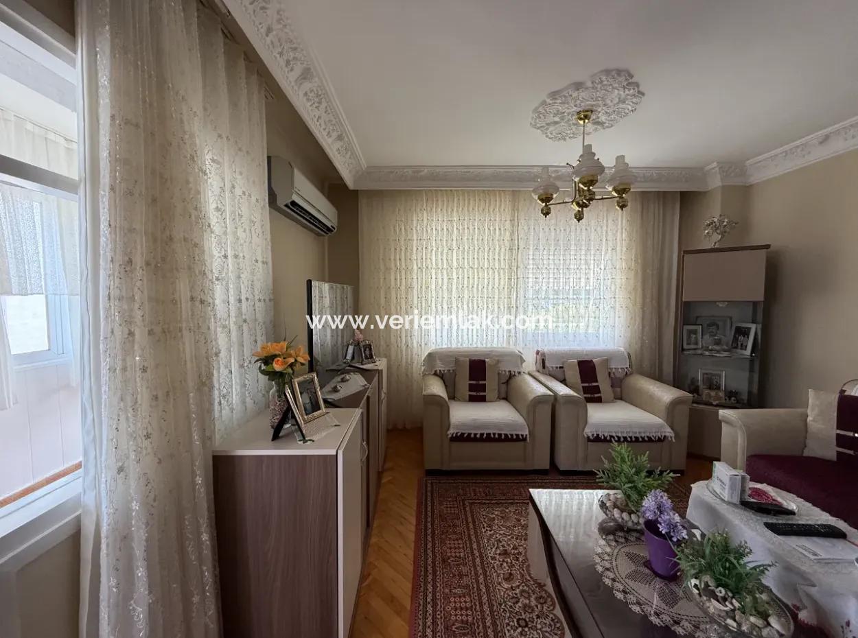 3 In 1 Wohnung Mit Aussicht, Geräumig Und Nützlich In Der Nachbarschaft Der Balçova-Seilbahn