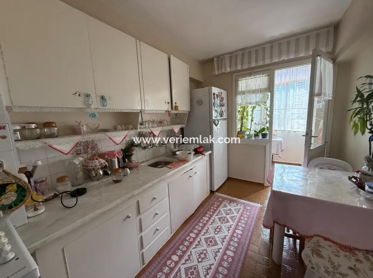 3 In 1 Wohnung Mit Aussicht, Geräumig Und Nützlich In Der Nachbarschaft Der Balçova-Seilbahn