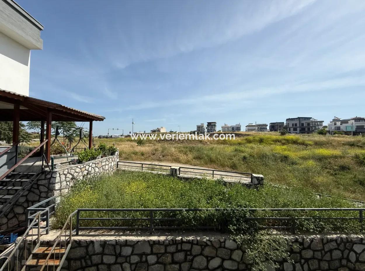 Luxusvilla Nur Wenige Gehminuten Vom Meer Entfernt, Großer Garten, Meerblick In Seferihisar Akarca!