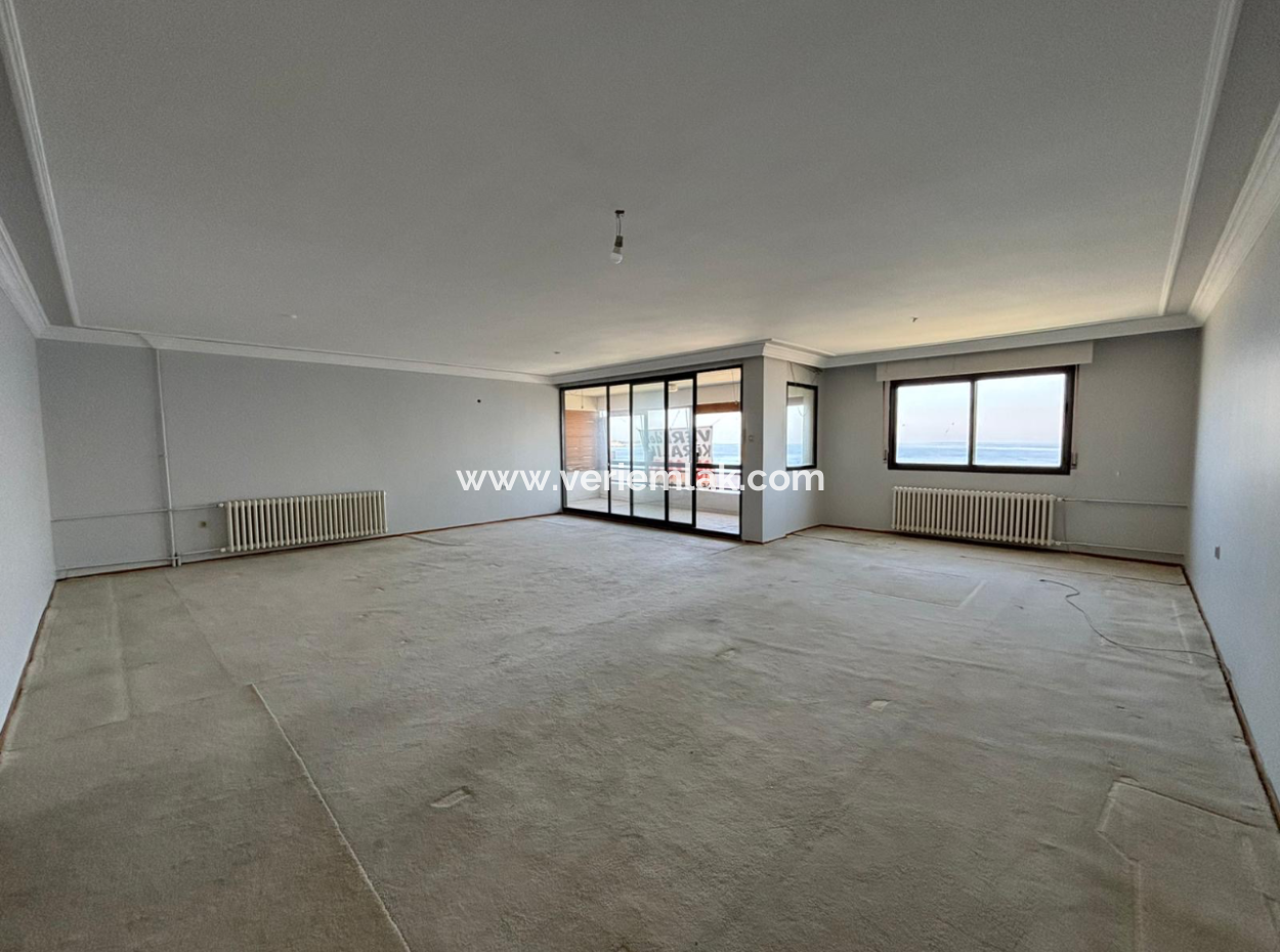 Mithatpaşa Göztepede 4 1 220M2 Herrenhaus Im 7. Stock Zu Vermieten