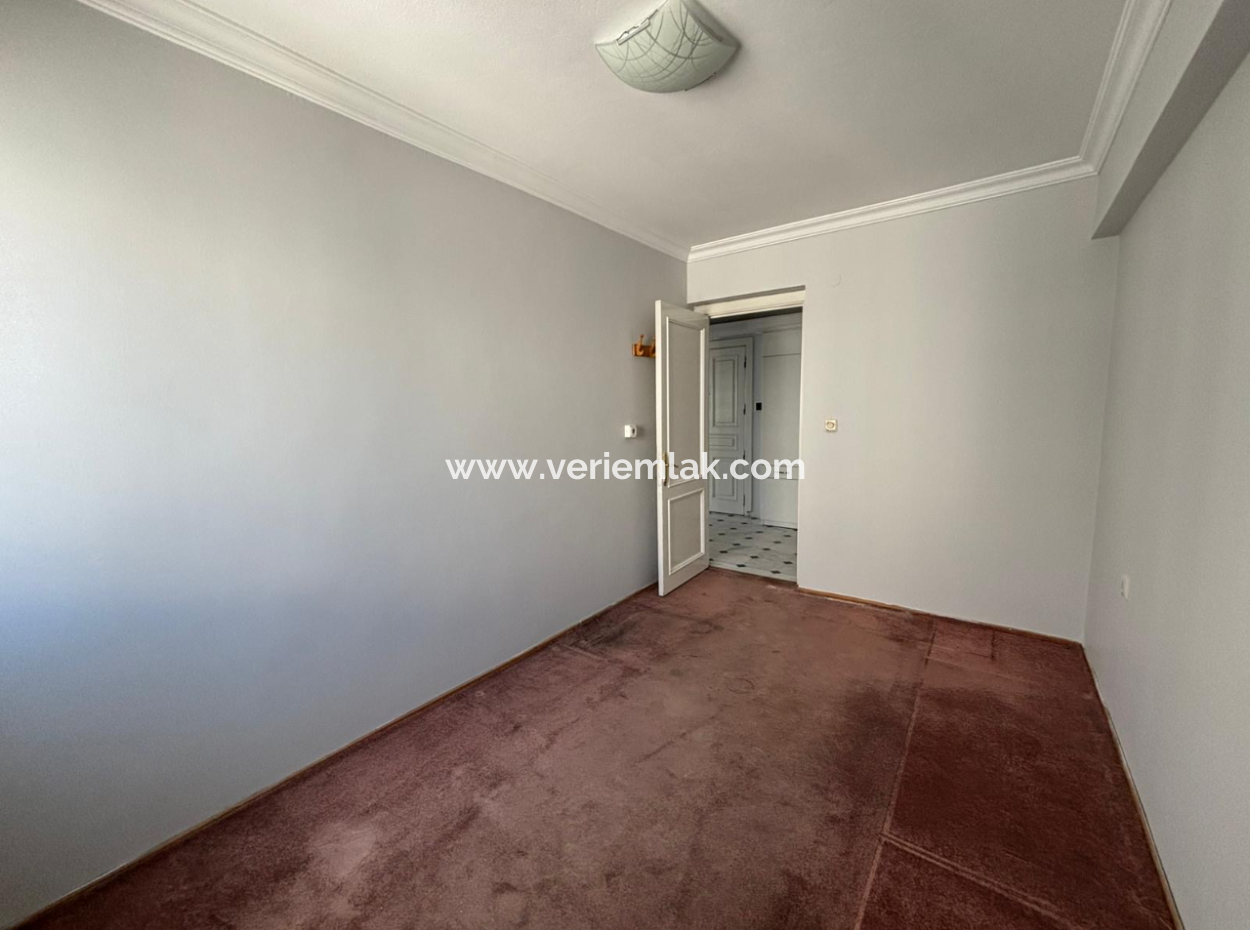 Mithatpaşa Göztepede 4 1 220M2 Herrenhaus Im 7. Stock Zu Vermieten