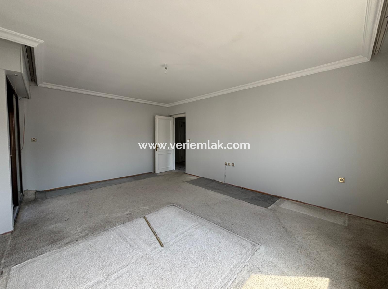 Mithatpaşa Göztepede 4 1 220M2 Herrenhaus Im 7. Stock Zu Vermieten