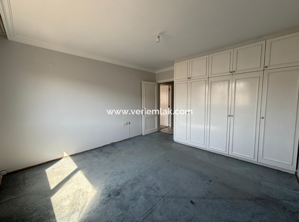 Mithatpaşa Göztepede 4 1 220M2 Herrenhaus Im 7. Stock Zu Vermieten