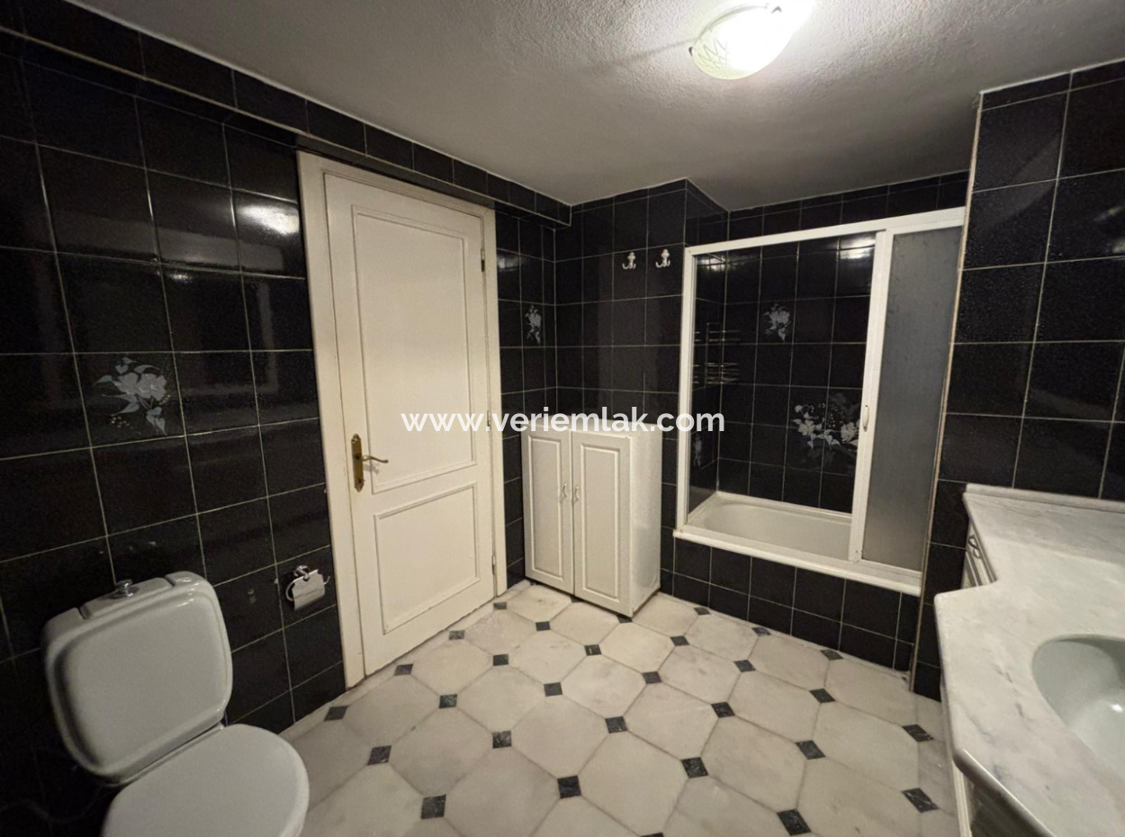 Mithatpaşa Göztepede 4 1 220M2 Herrenhaus Im 7. Stock Zu Vermieten