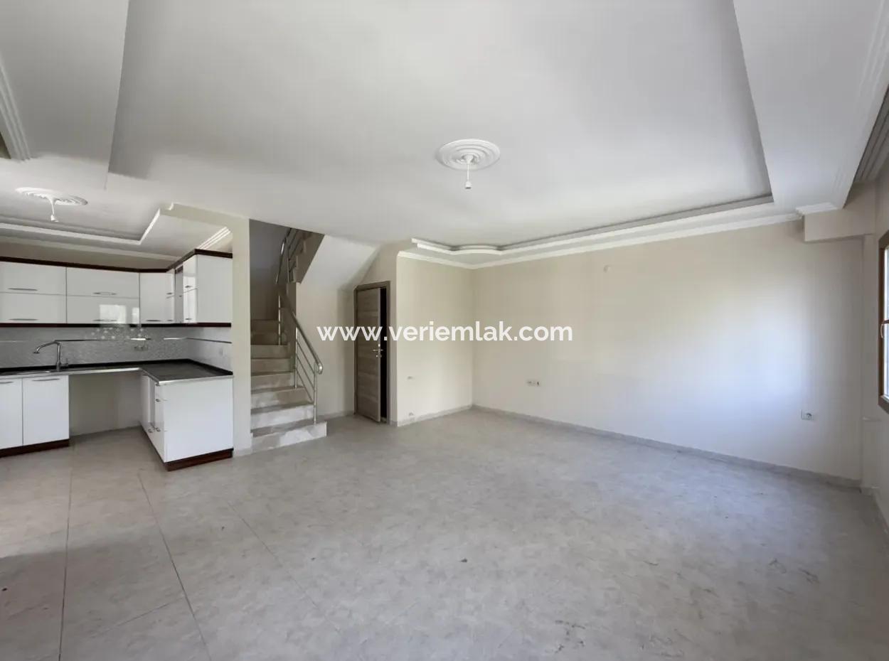 Brandneue 3 1 Maisonette-Wohnung Mit Garten Im Zentrum Von Sığacık – Eine Unumgängliche Gelegenheit!