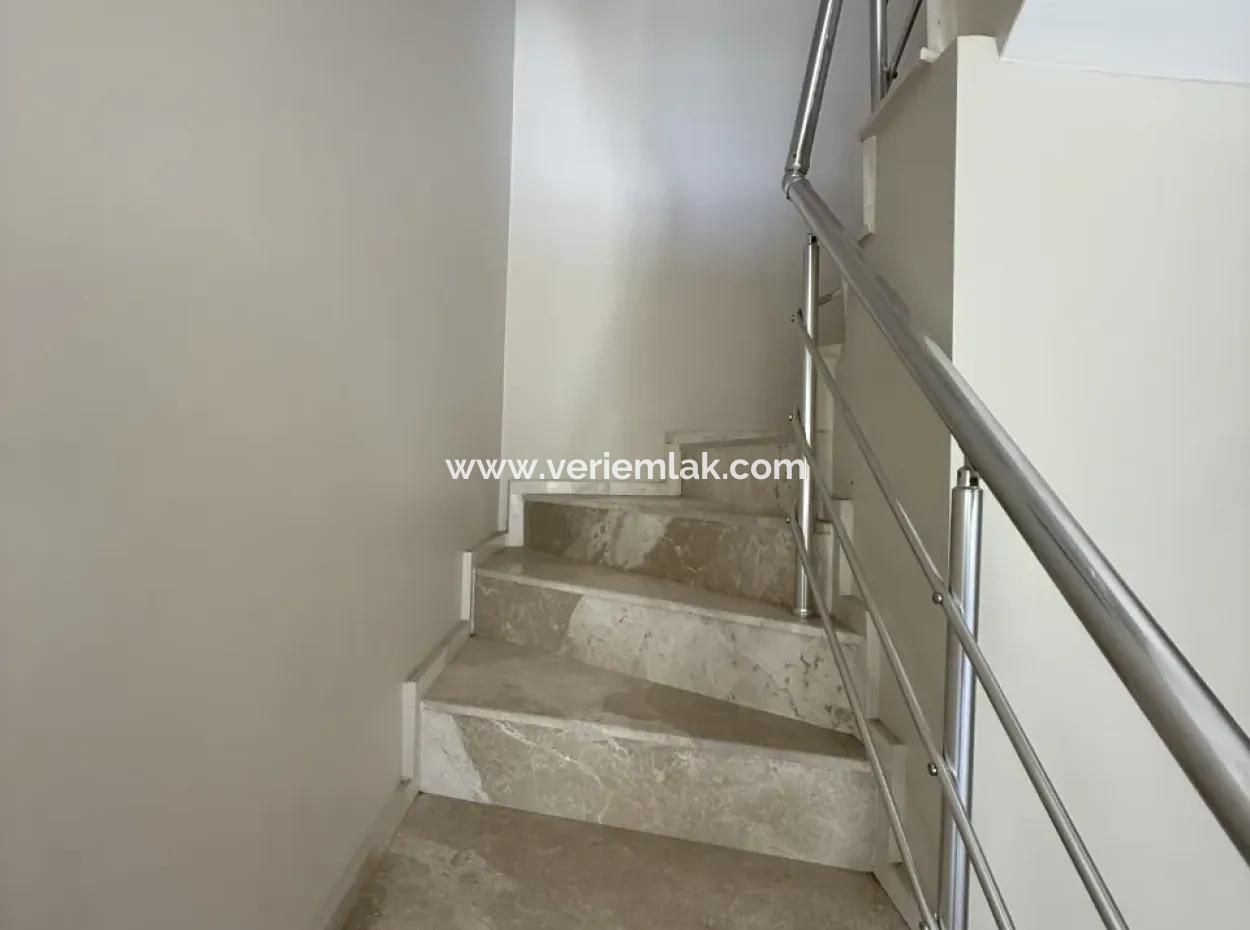 Brandneue 3 1 Maisonette-Wohnung Mit Garten Im Zentrum Von Sığacık – Eine Unumgängliche Gelegenheit!