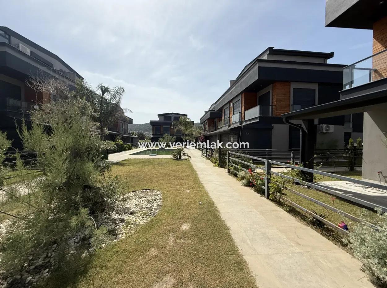 3 In 1 Villa Mit Pool, Garten Und Breiter Nutzung In Doganbey