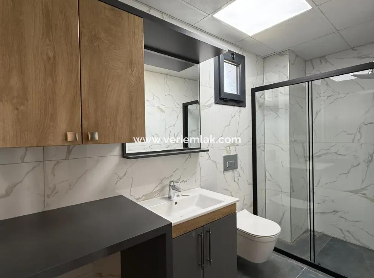 3 In 1 Villa Mit Pool, Garten Und Breiter Nutzung In Doganbey