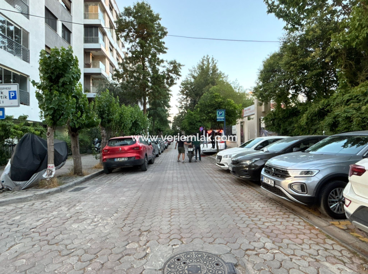 In Der Nähe Der Strasse Alsancak Dutlu, Ecke Zero 24M2 Geschäft Mit Toilette!