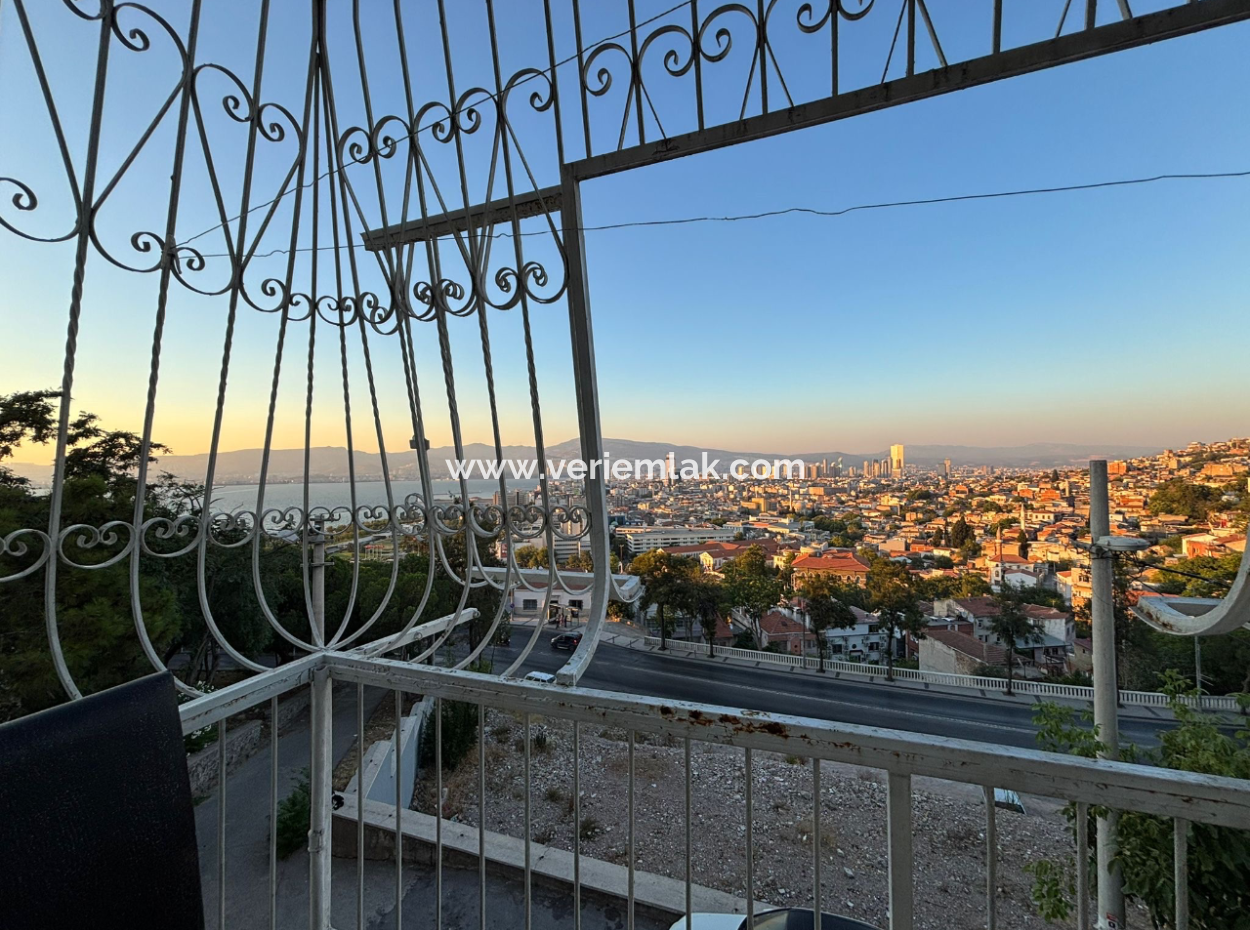 1 1 Möblierte Wohnung Zur Miete Mit Meer- Und Stadtblick In Konak Variante!