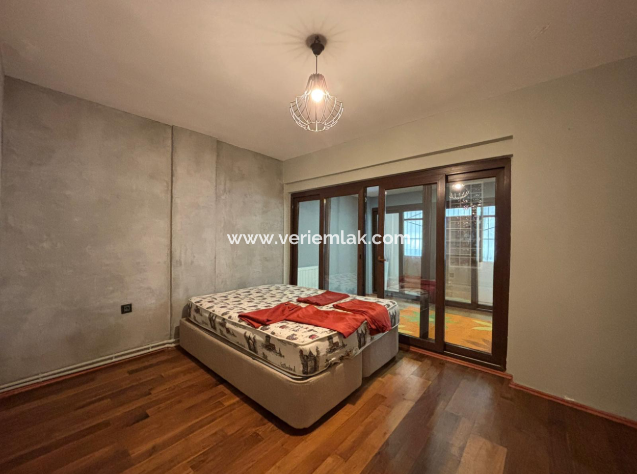 1. Stock 2 1 70M2 Erdgas Möblierte Wohnung Zu Vermieten In Alsancak Kahramanlar!