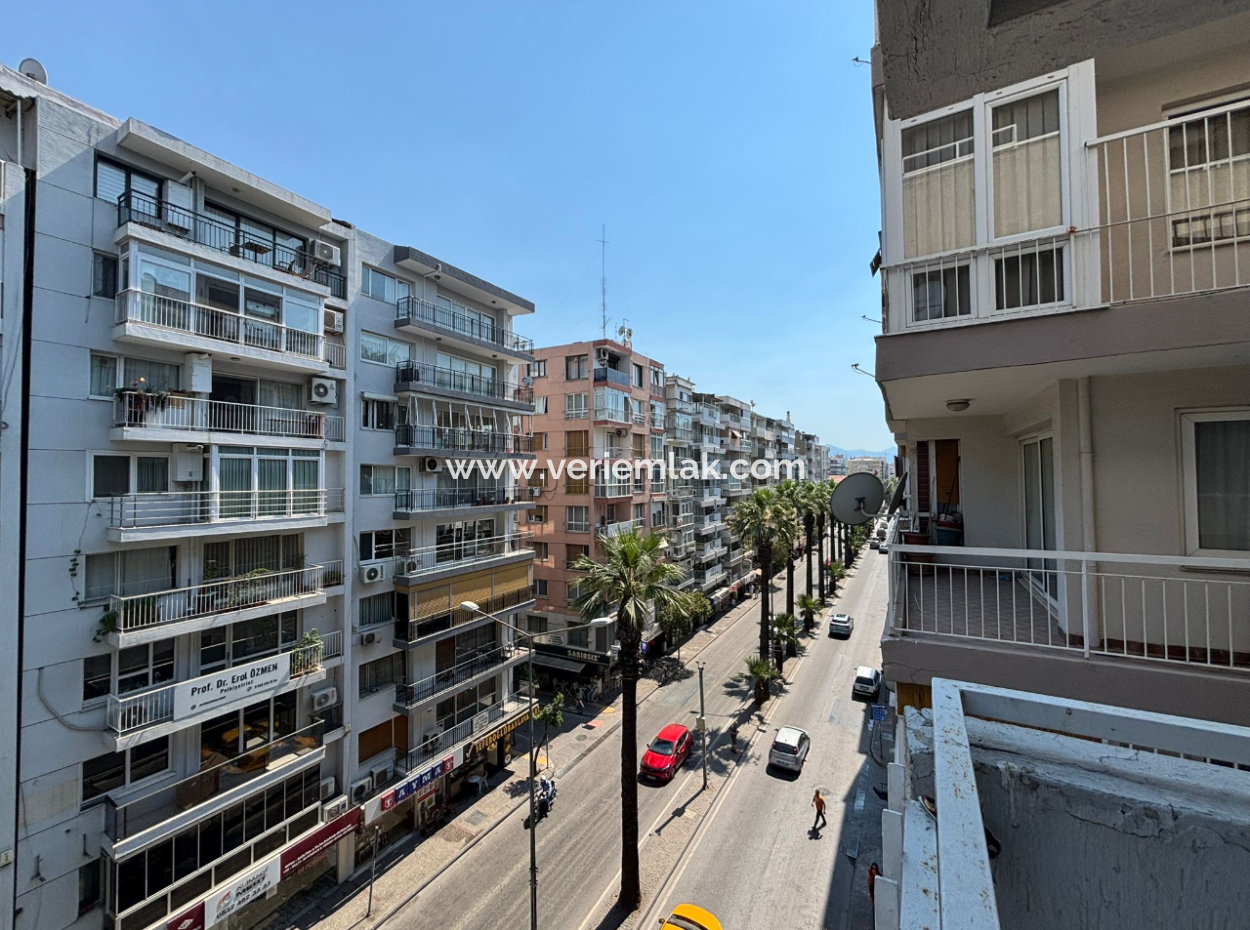Alsancak Talatpaşa Boulevard 3 1 130M2 Geschäft Zu Vermieten / Praxis