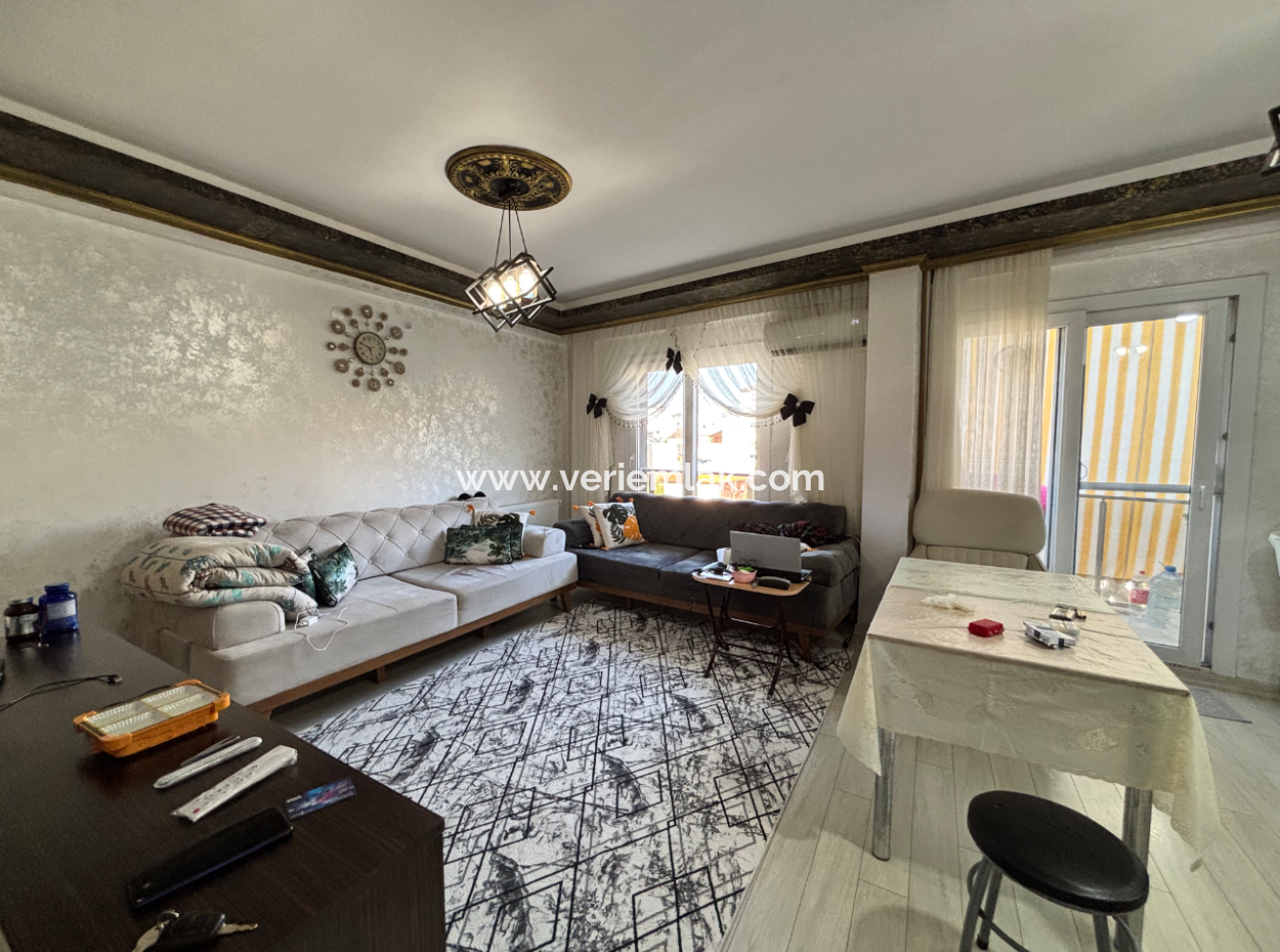 Komfortable Maisonette-Wohnung Zum Verkauf In Der Nachbarschaft Seferihisar Hidirlik