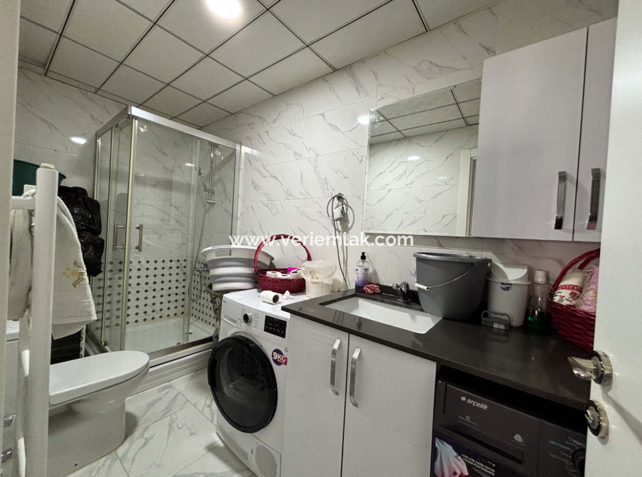 Komfortable Maisonette-Wohnung Zum Verkauf In Der Nachbarschaft Seferihisar Hidirlik