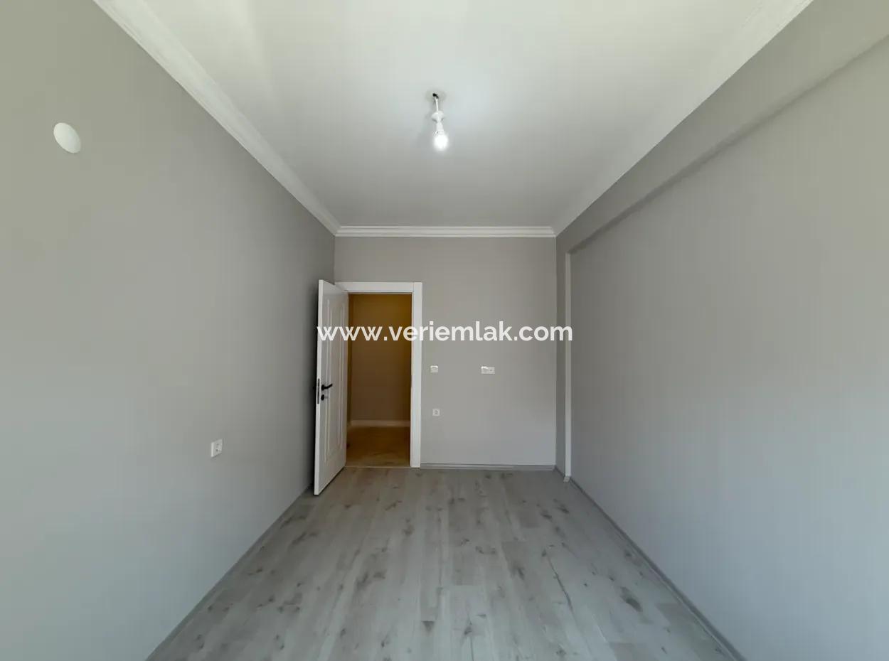 2 In 1 Wohnung Mit Luxuriöser Architektur In Seferihisar Çolakibrahimbey