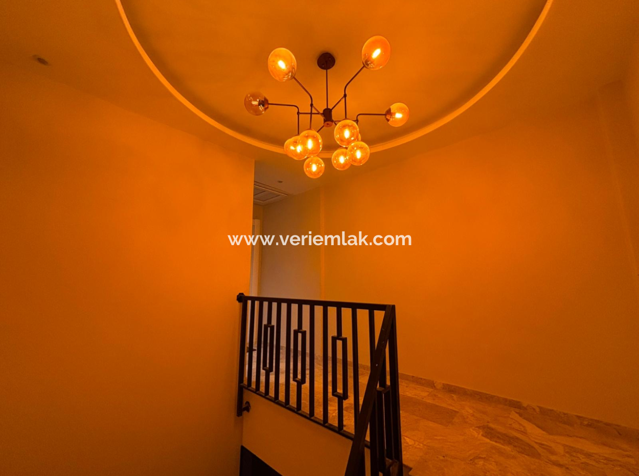 2 1 Kellerwohnung Zum Verkauf In Çeşme Ovacik Mit Herrlicher Aussicht!